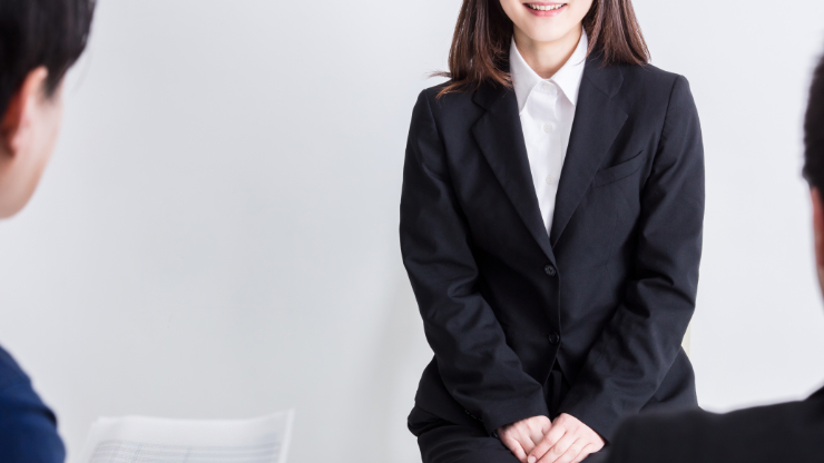 面接の志望動機で採否を分ける4つの軸と通る型を解説するイメージ図