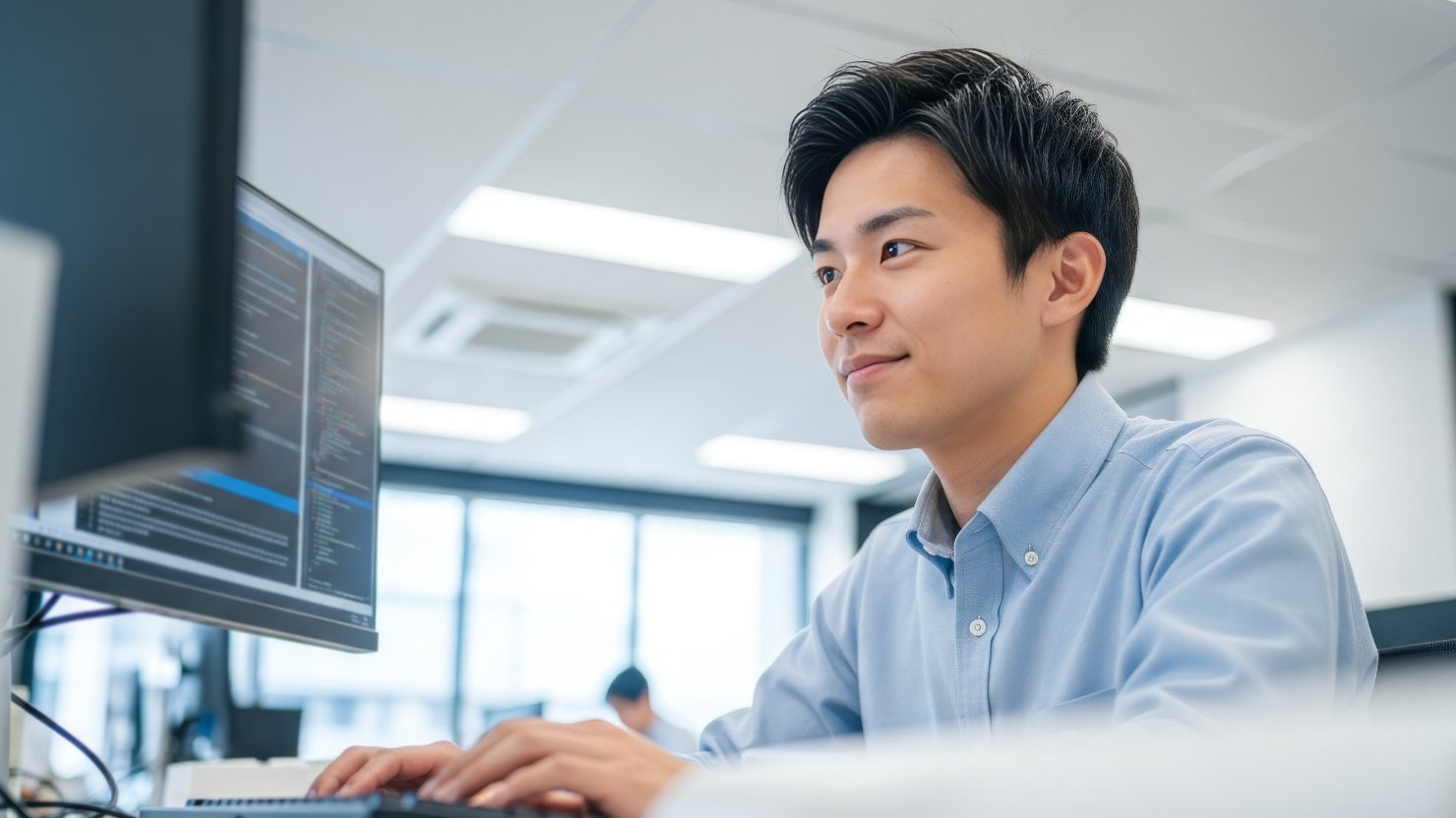 フルリモートエンジニアが在宅で作業しているイメージ